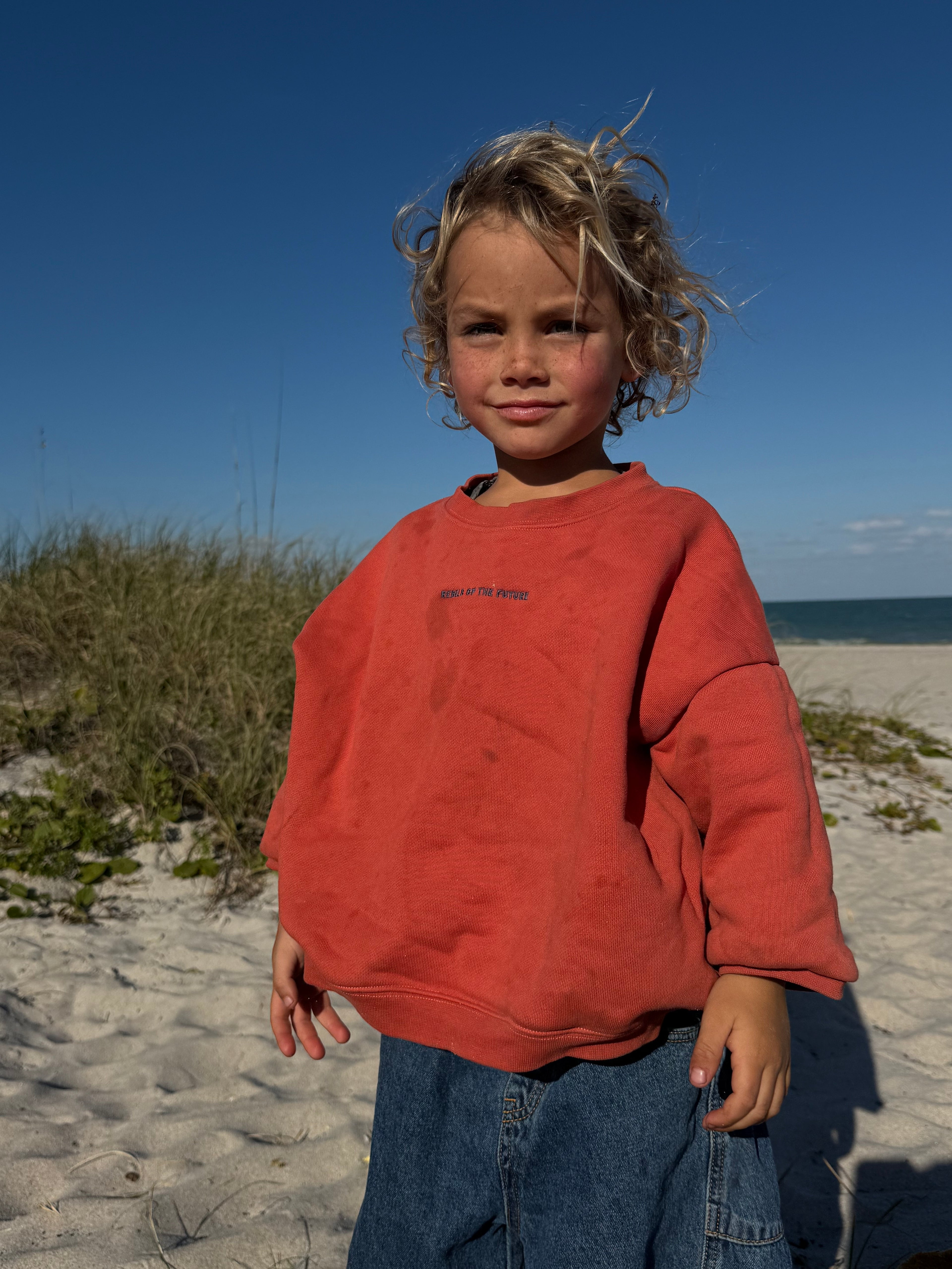 Rebel Pullover - Lava