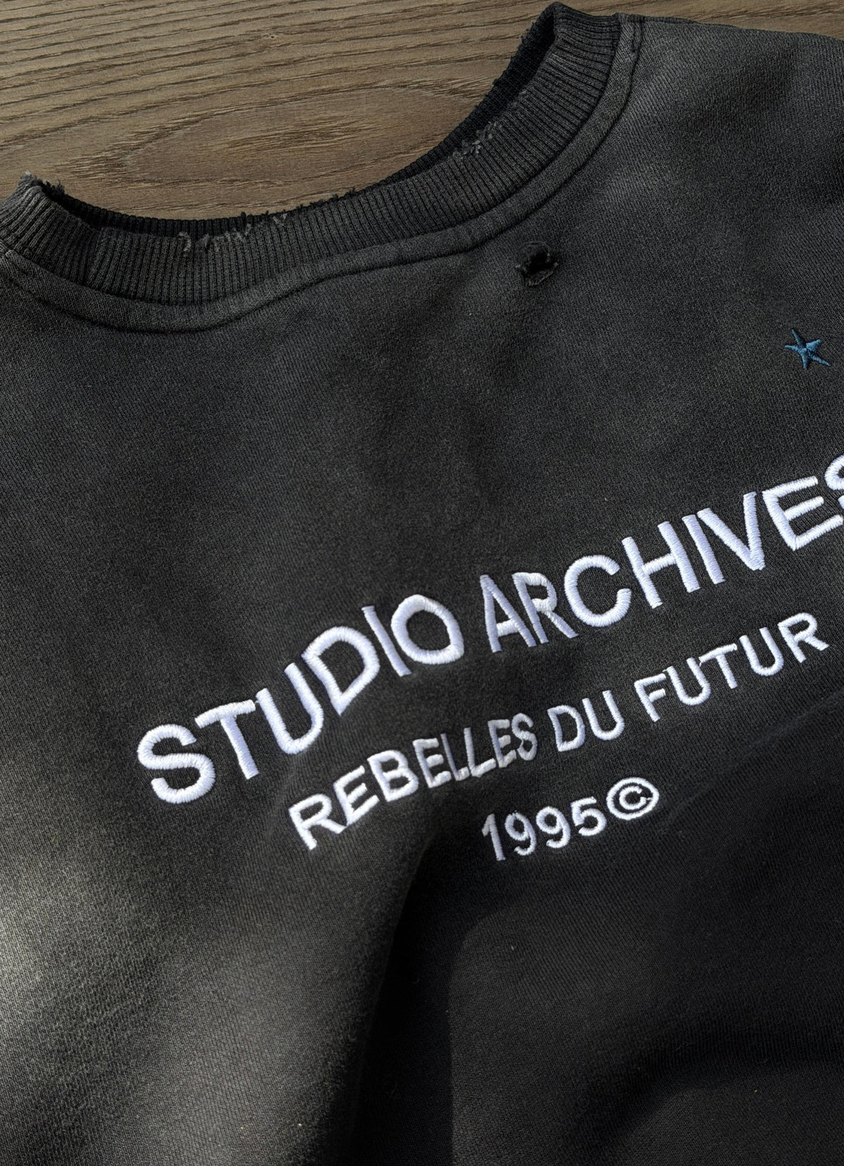 Studio Archive Pullover - Vintage Black
