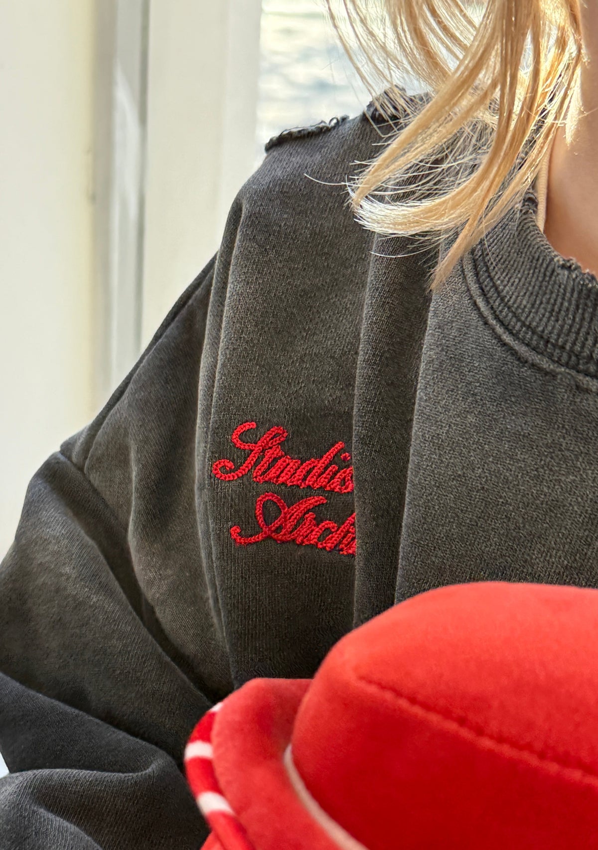 Studio Archive Pullover - Vintage Black