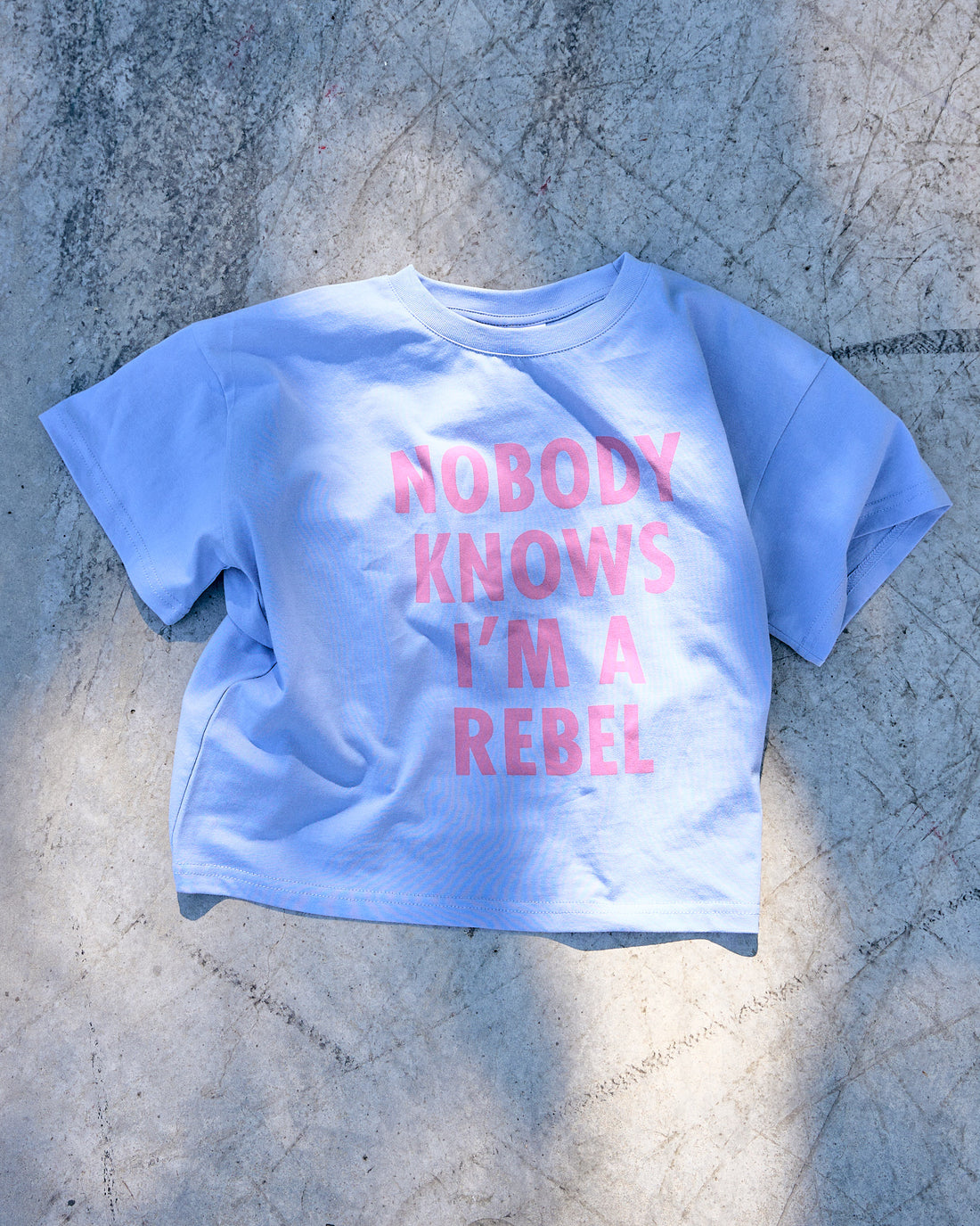 Nobody Knows Tee - Periwinkle